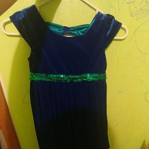 Girls dress